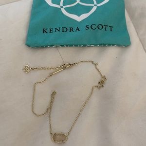 Kendra scott necklace